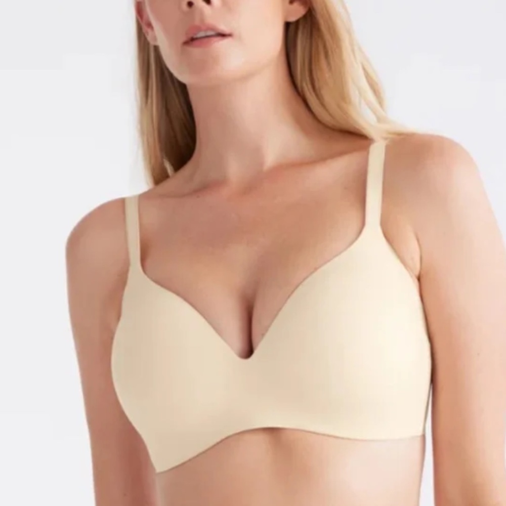 Knix Wingwoman Contour Bra Sz 7 in Dune